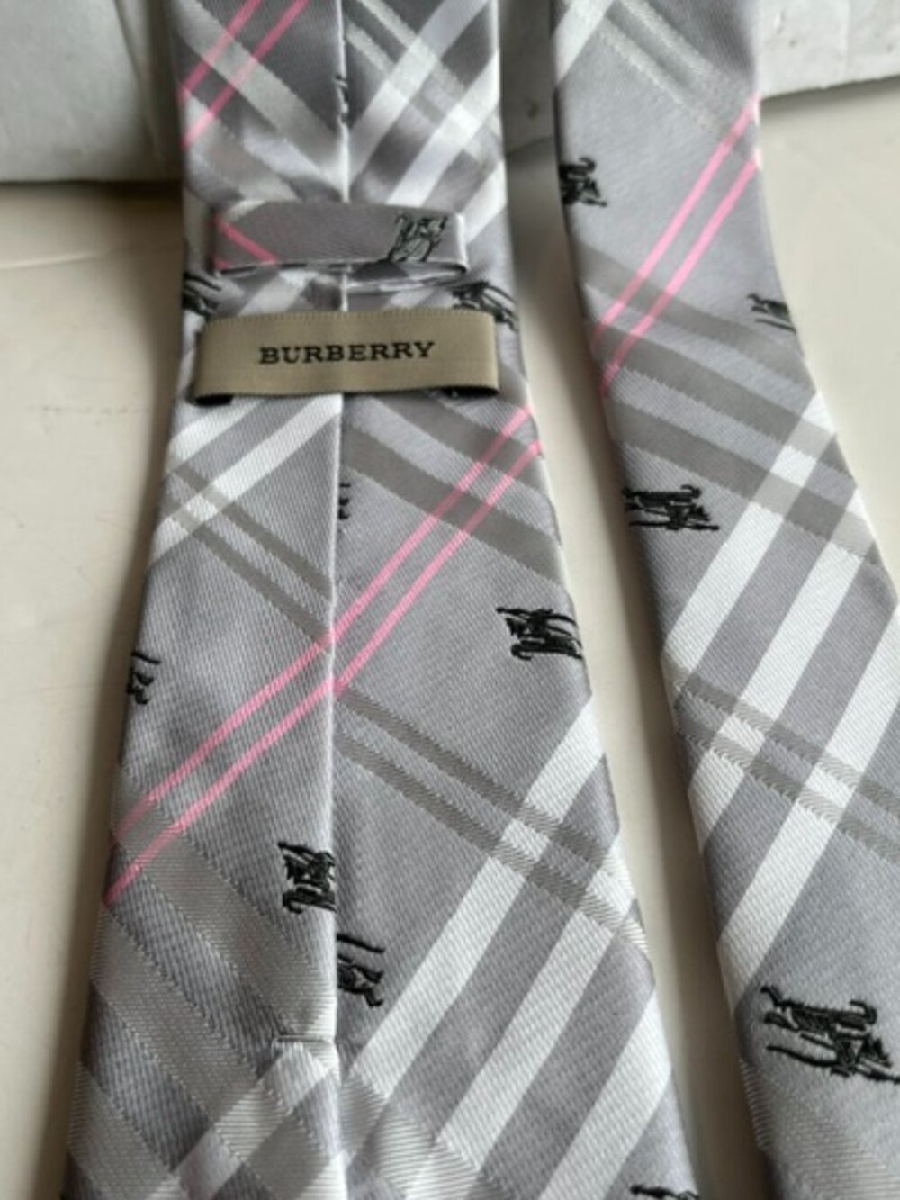 Burberry classic plaid necktie.